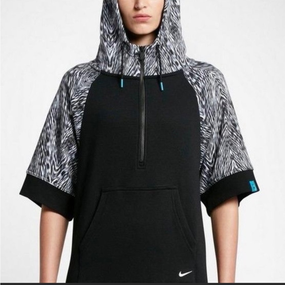 Women's Nike N7 Poncho Hoodie Size small